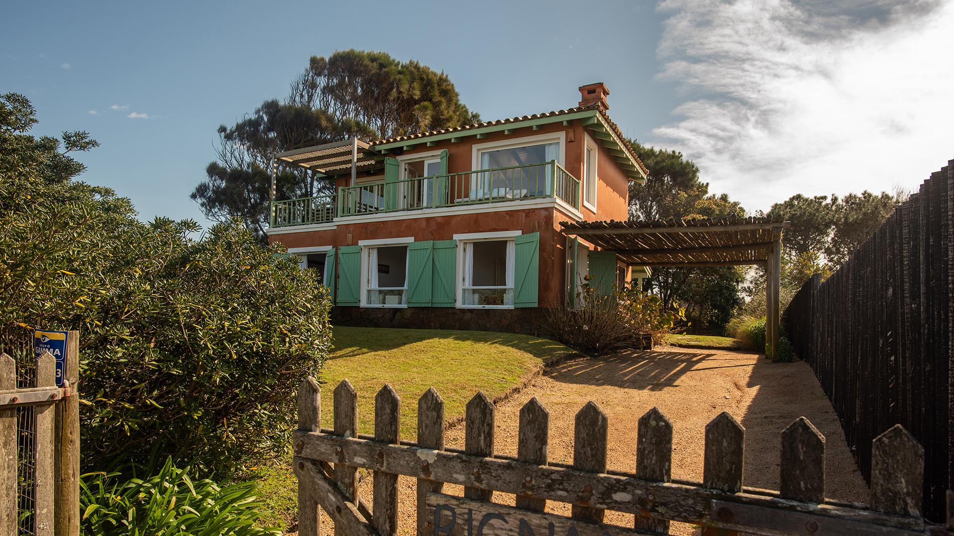 Front Row Ocean View Home located in Jose Ignacio, Punta del Este, Uruguay, listed by Curiocity Villas.