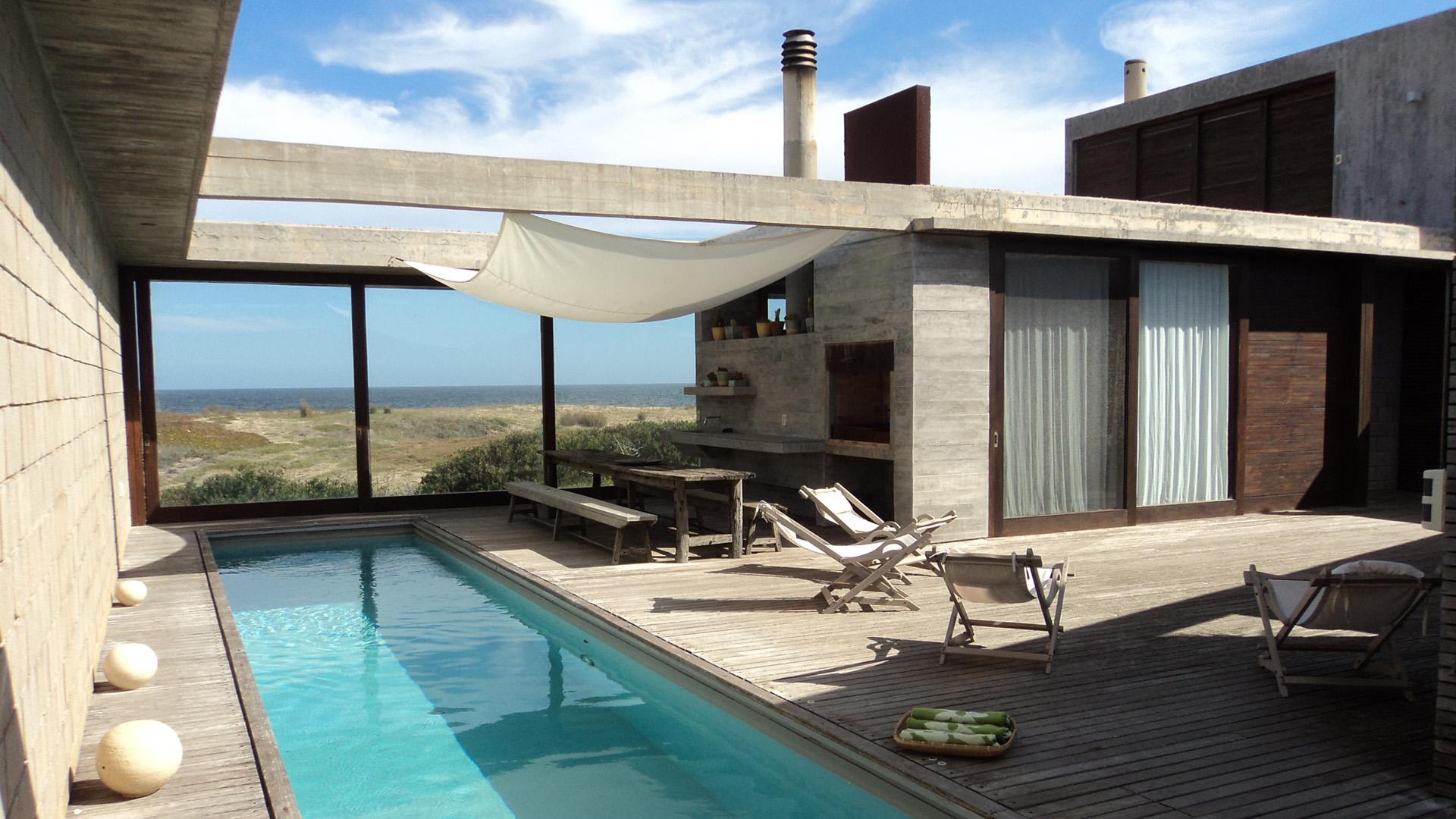 Beachfront Modern Villa located in Jose Ignacio, Punta del Este, Uruguay, listed by Curiocity Villas.
